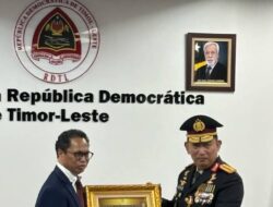 Kapolri dan Empat Pati Polri Terima Penghargaan Tertinggi dari Pemerintah Timor Leste