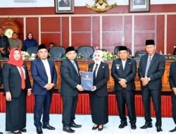 Bupati Terima Penyerahan Rekomendasi DPRD Labuhanbatu atas LKPJ Bupati Labuhanbatu TA 2024