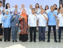 Wakil Bupati Samsul Tanjung Lepas 11 Dokter Internship