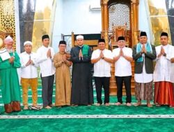 Wabup Labuhanbatu Laksanakan Sholat Idul Adha di Masjid Raya Al-Ikhlas Rantauprapat