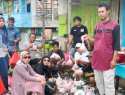Pengusaha Bengkel Winenet Kota Bitung, Berbagi Di Perayaan Idul Adha