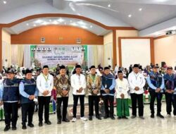 Jemaah Haji Labuhanbatu Tiba di Tanah Air, Disambut Hangat Oleh Asisten I Drs. Sarimpunan dan Kepala Kanwil Kemenag Sumut