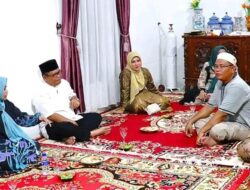 Bupati dan Wakil Bupati Labuhanbatu Takziah ke Rumah Duka Almarhum H. Hasanul Wahab Ritonga