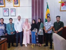 Bupati Labusel Temui Intan, Siswi MTs yang Viral, Beri Dukungan Penuh untuk Kembali Bersekolah