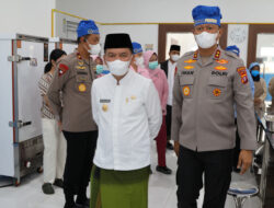 Perdana, SPPG Kemala 1 Presisi Polda Kalteng Distribusikan 1000 Paket MBG Untuk Pelajar di SMPN 2 Palangka Raya