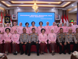 Peringatan HKGB Ke-73, Polda Kalteng Gelar Syukuran Sekaligus Salurkan Tali Asih Bantuan Pendidikan Akademik