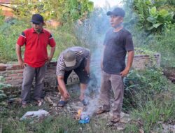 Polsek Bilah Hilir Gerebek Diduga Sarang Narkoba di Kampung Tengah, Pondok Penyalahgunaan Sabu Dirobohkan
