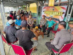 Polsek Tapung Gelar “Jumat Curhat” di Desa Sumber Makmur, Himbau Waspada El Nino dan Ajak Bentuk Pos Satkamling