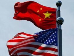 Prof. Sutan Nasomal : Amerika Panik Sampai Datang Ke China Karena Iran Menang Perang