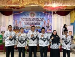 KONFERENSI XXIII PGRI PULAU BANYAK: Prof. Dr. Sutan Nasomal Harap PGRI Jadi Ikon Pendidikan Menuju Indonesia Emas