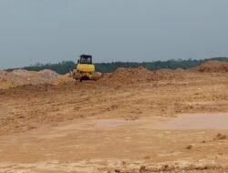 Aktivitas dugaan Reklamasi Ilegal di kawasan pesisir Teluk Tering, Batam Kota, kembali memicu sorotan tajam