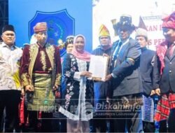 Malam Seni Budaya Meriahkan HUT ke-81 Labuhanbatu, Bupati Maya Hasmita Lantik Pengurus Perhimpunan 12 Etnis 2026-2031